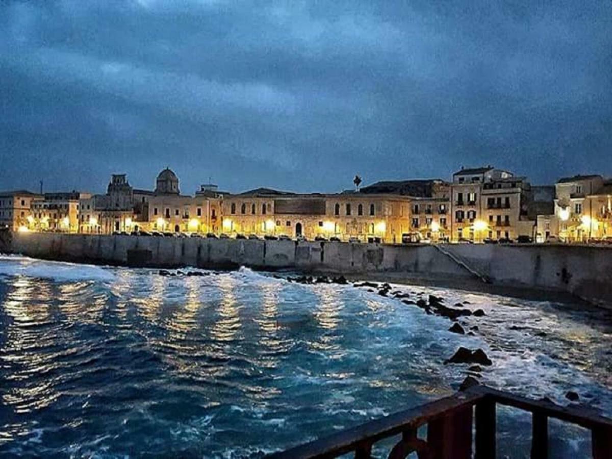 Casa Vacanze Mastrarua 150 Syracuse Eksteriør billede